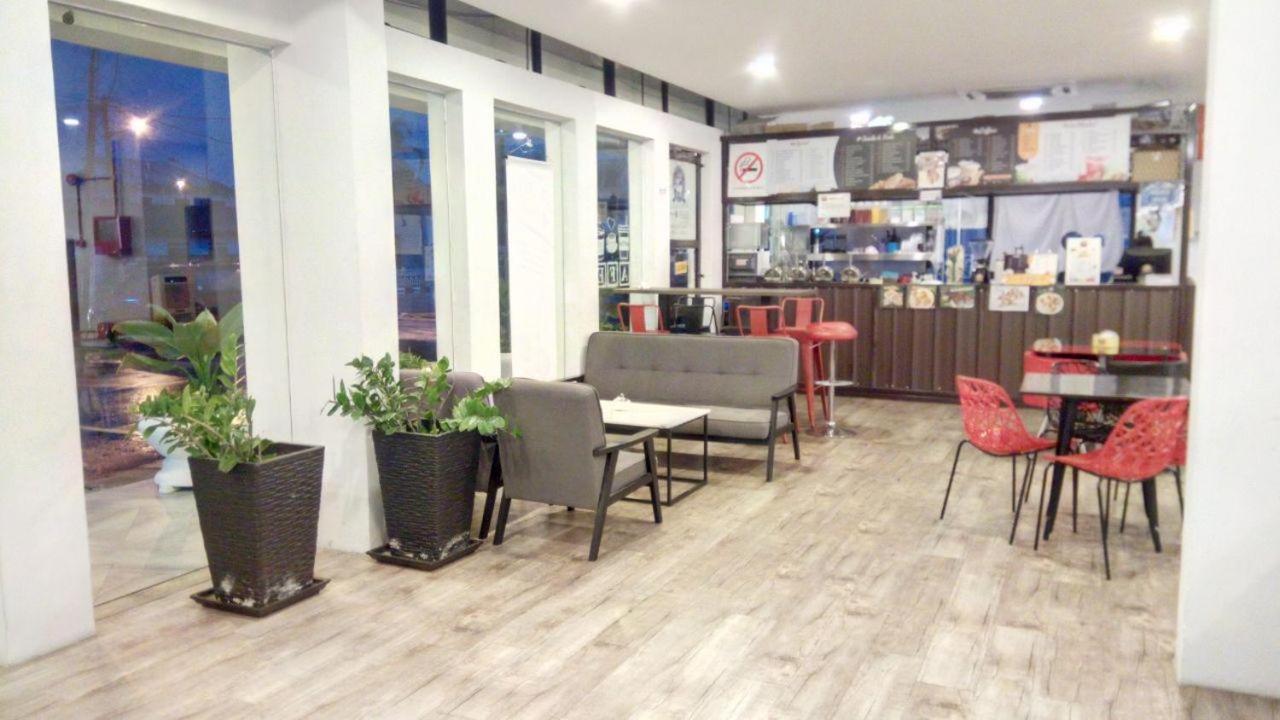 See Foo Hotel Bidur Exterior photo